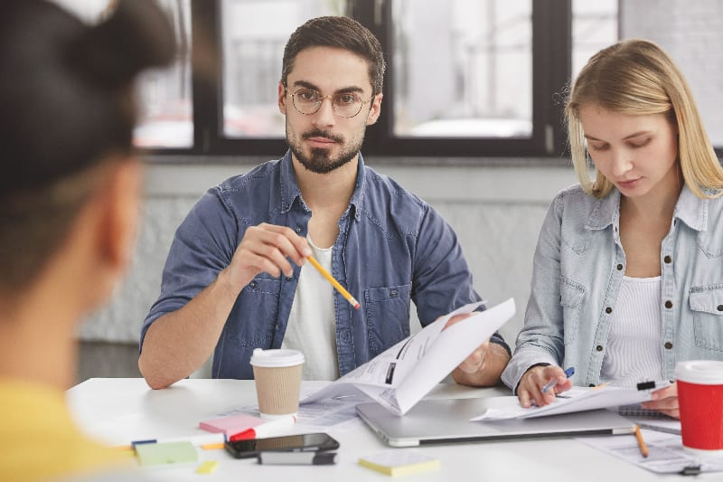 شكل دراسة الحالة