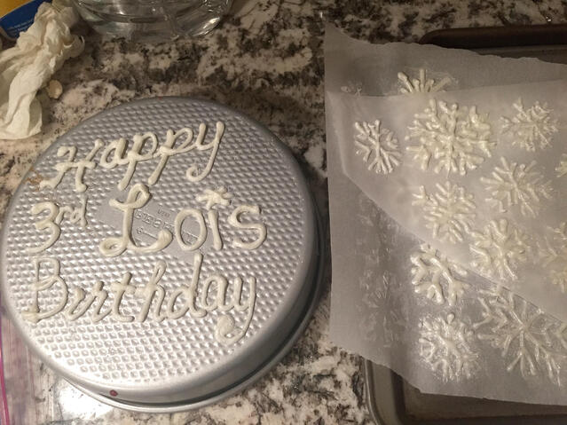 gateau_flocons.jpg cake_snowflakes.jpg