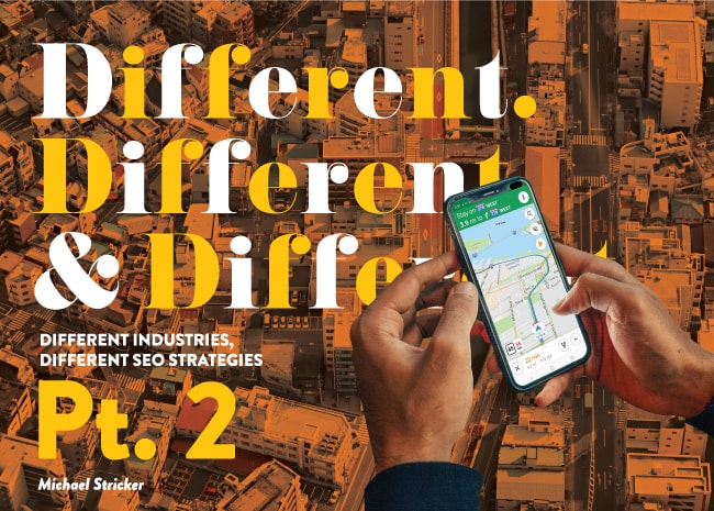 Person, die Google Maps auf ihrem Telefon durchsucht
