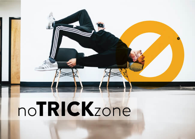 Omul care face un backflip