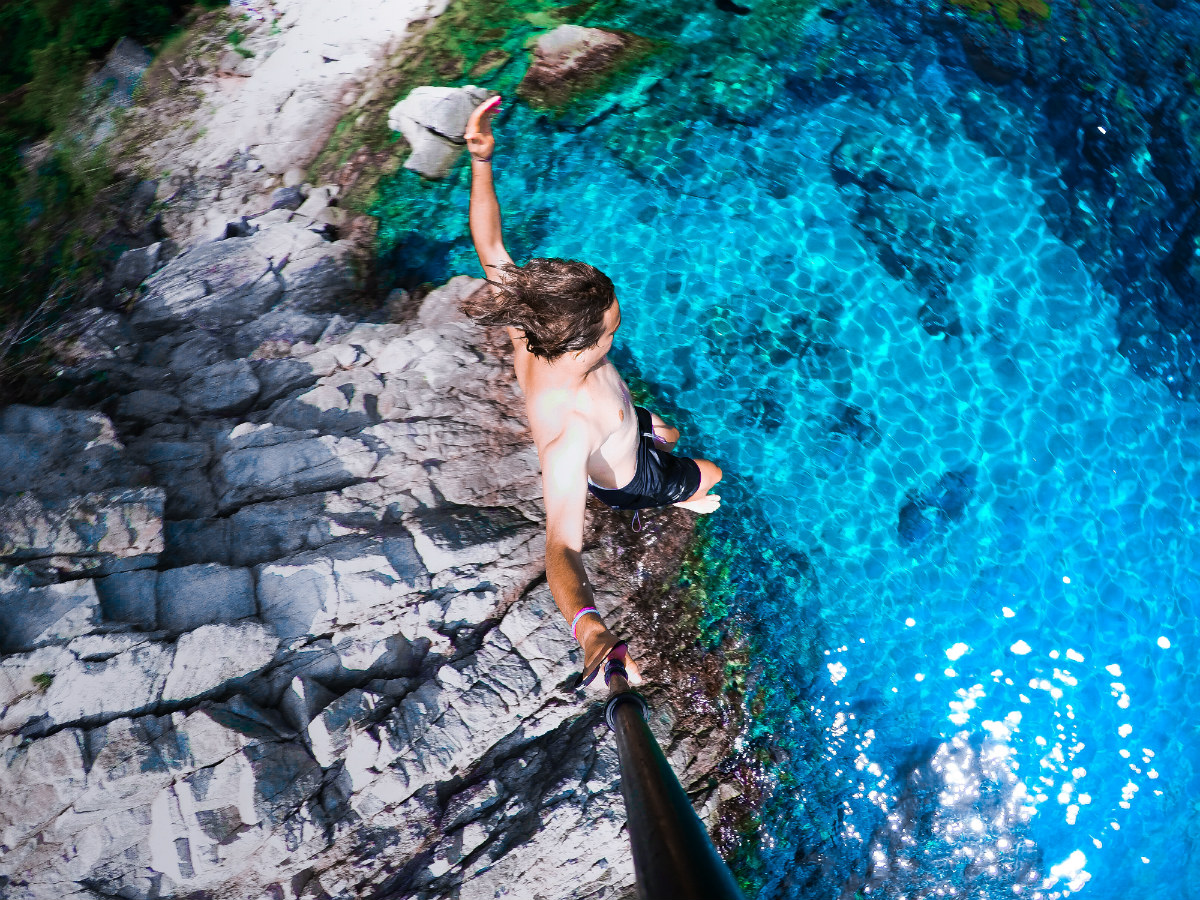 قفزة الجرف - عامل رائع