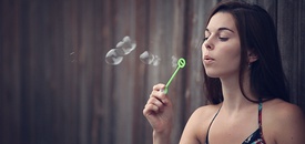 Dlaczego i jak używać ruchomych grafik w marketingu w mediach społecznościowych