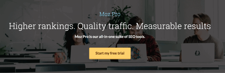 ตัวอย่างข้อมูลโค้ดหน้า Landing Page Moz Pro - SpyFu Alternatives