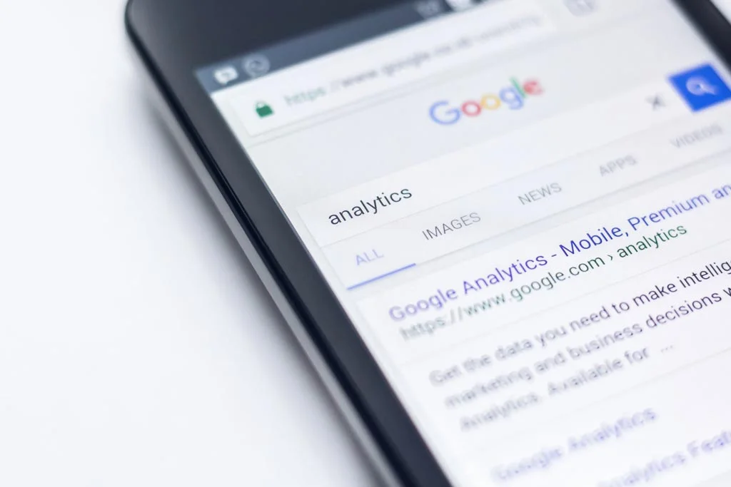 Analisi della ricerca su Google del telefono
