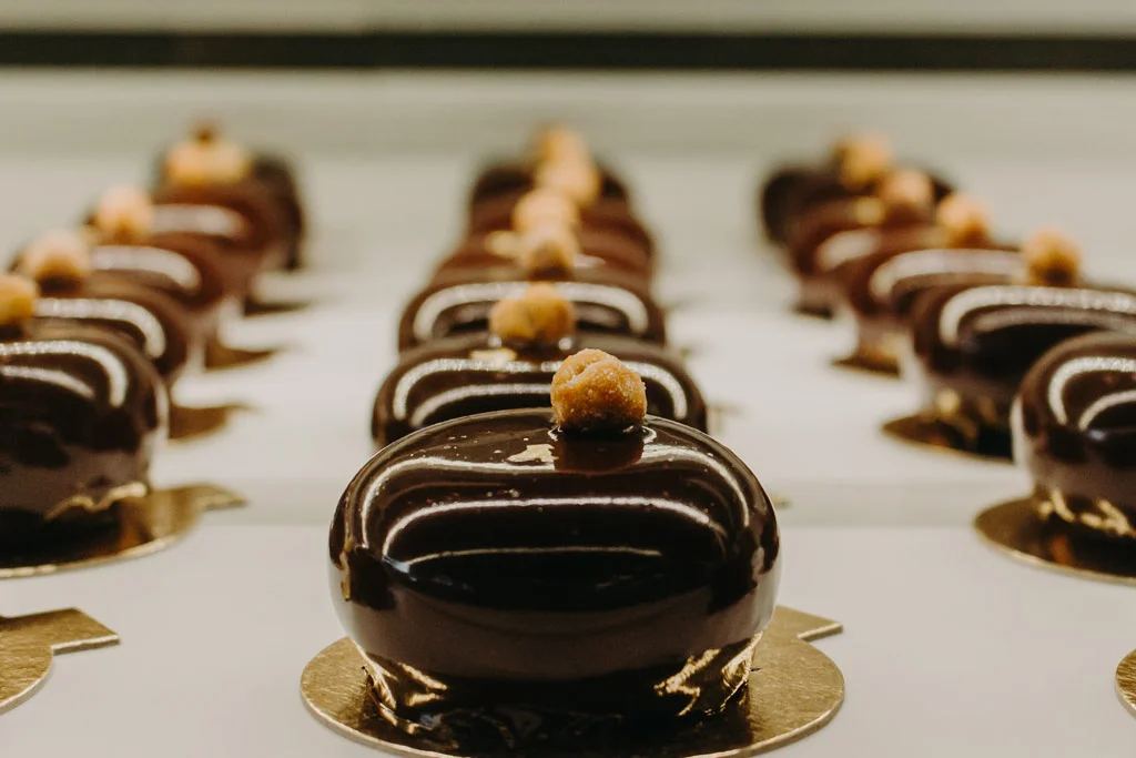 Deserturi pe o tavă de copt