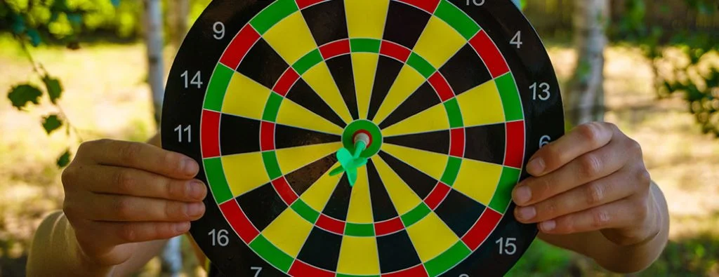 ปาเป้าตรงกลางเป้า