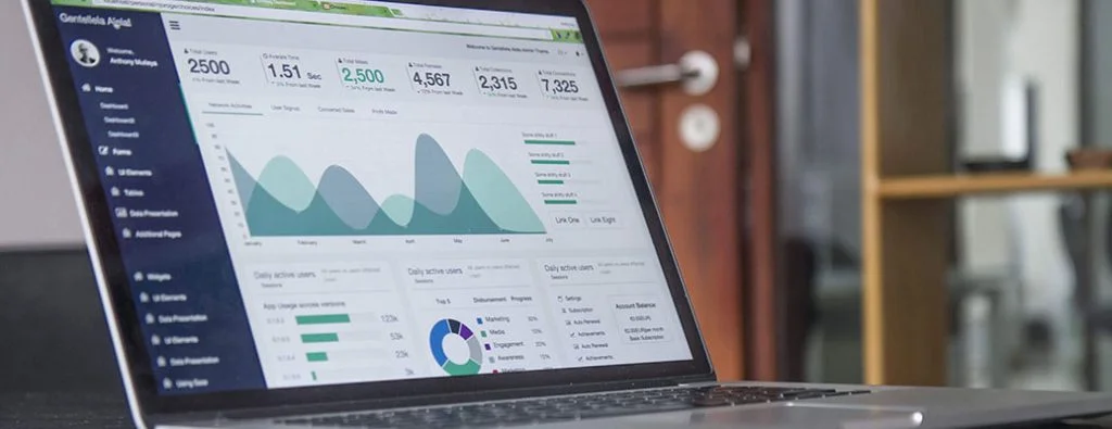 Données et graphiques sur un ordinateur