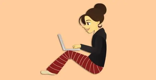 그녀의 컴퓨터로 쓰는 여자