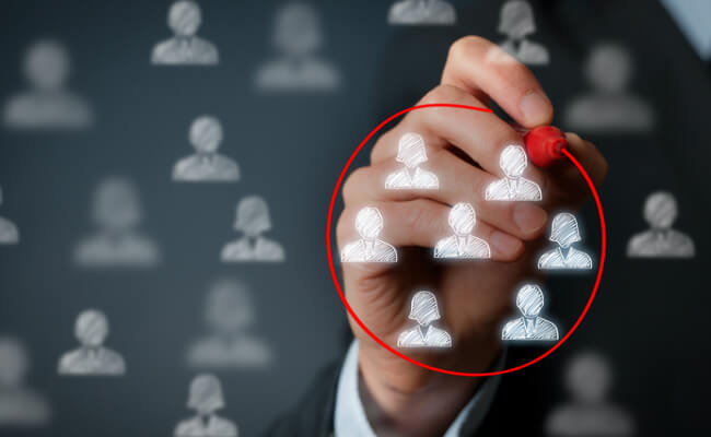 Mopinion:发展 SaaS 初创公司的制胜策略 - 目标市场