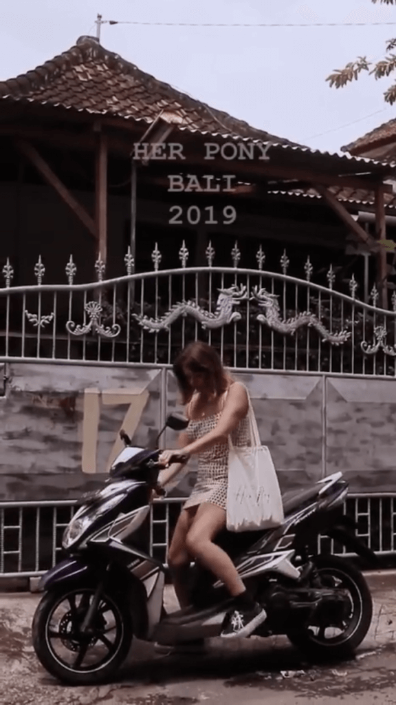 Branduri de modă pe Instagram - Her Pony - Sked Social 4