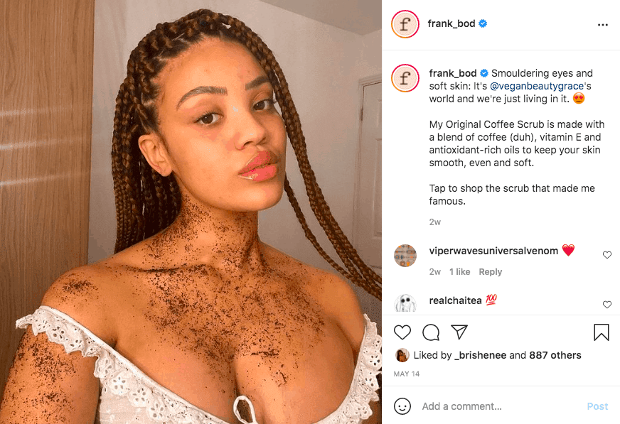 Frank_bod'un Instagram'da kahve peelingi kullanarak müşteriyi tanıtan örnek UGC