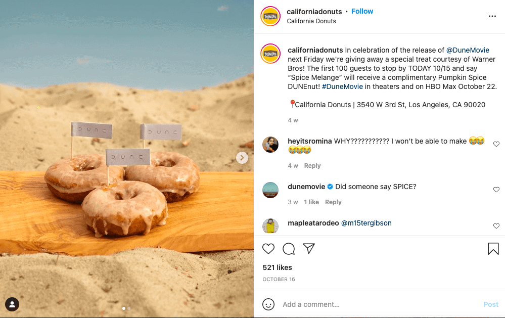 California Donuts ze zdjęciem trzech pączków na plaży