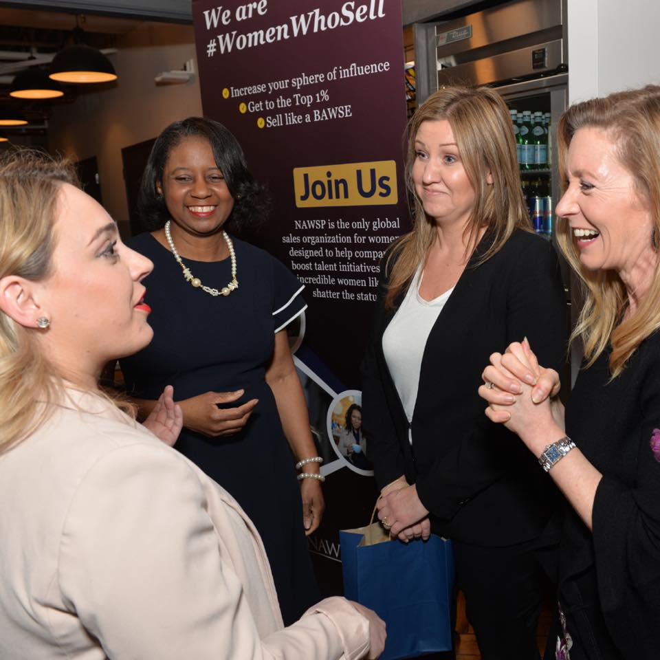 zawodowcy w sprzedaży kobiet