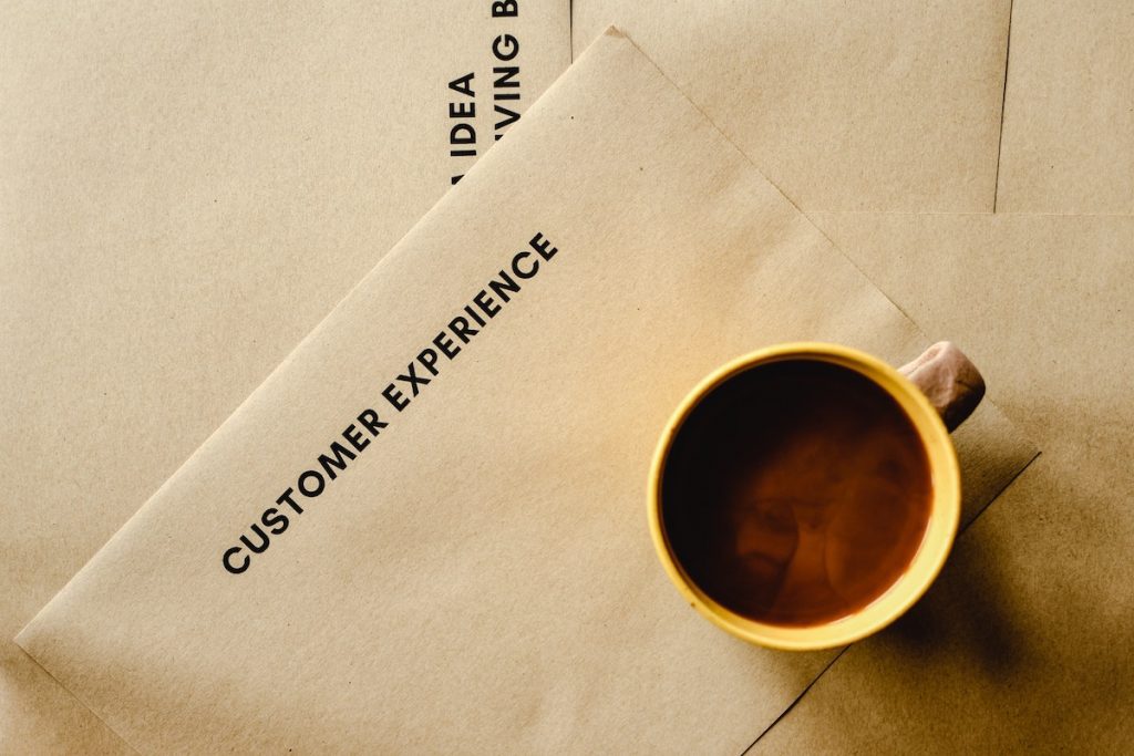 Cum să creați experiențe remarcabile pentru clienții dvs