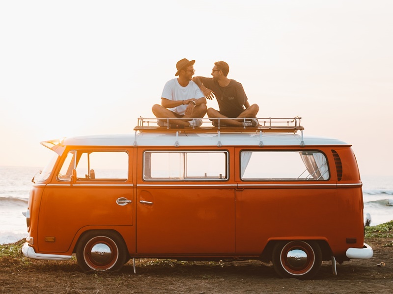 รถตู้เช่าเหมาลำ