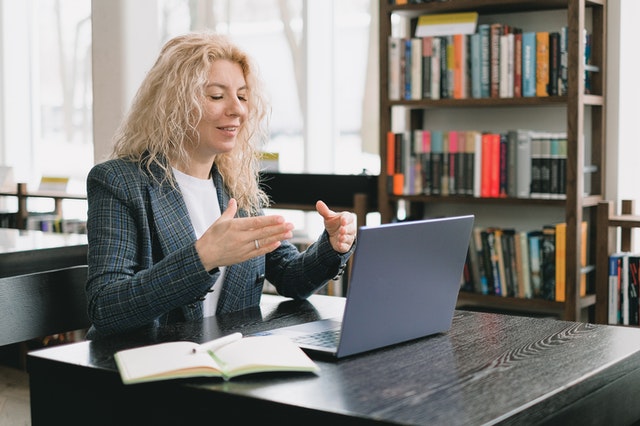 온라인 평판을 보호하는 방법