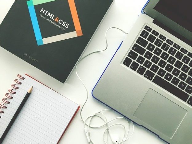 Beneficiile angajării unei companii de dezvoltare web