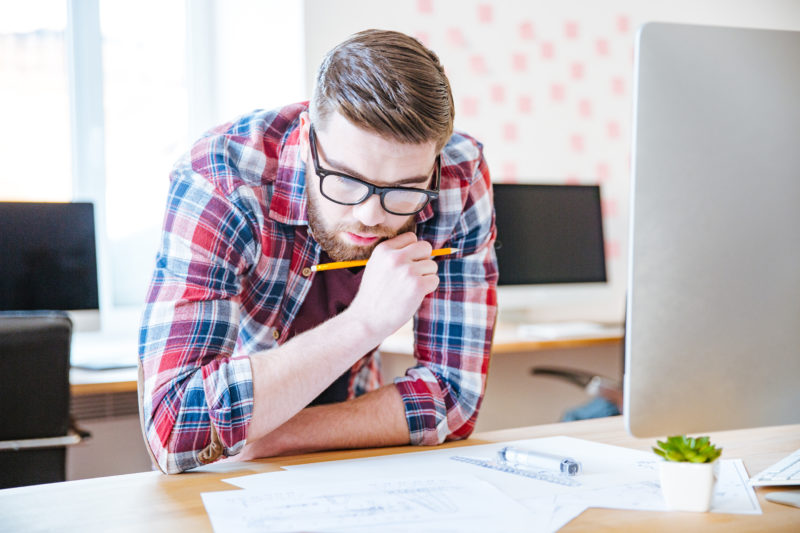 om care se uită la documente cum să găsească un dezvoltator web