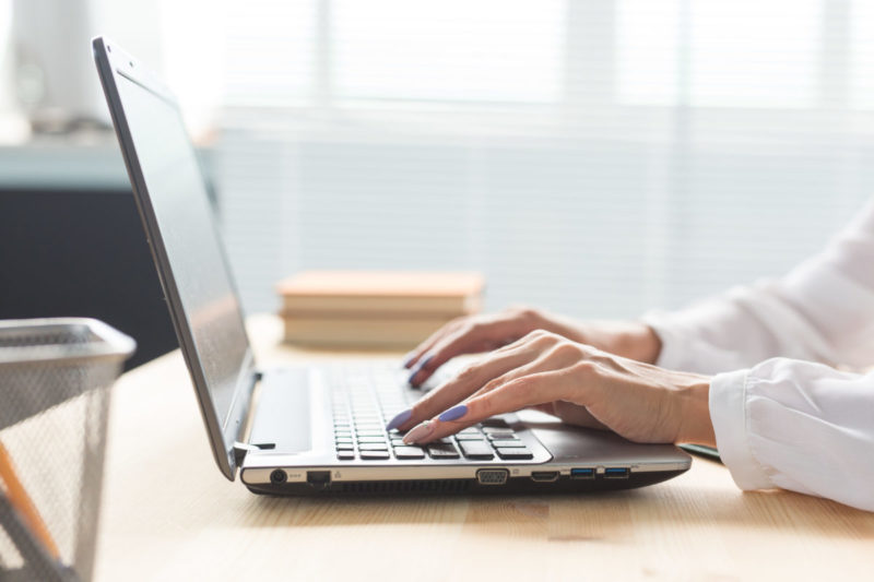 إنشاء محتوى وسائل التواصل الاجتماعي