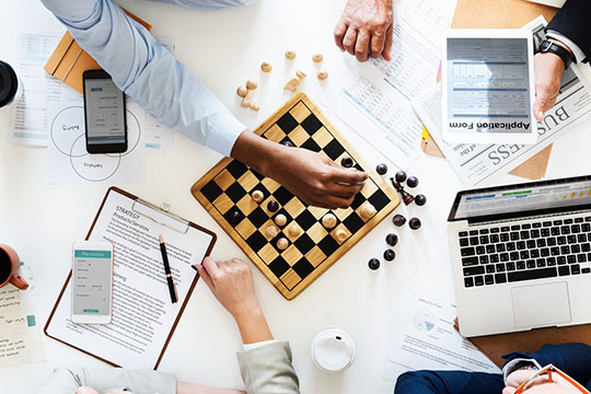 bisnis-data-rapat-kantor-rencana-strategi-teknologi-kerja