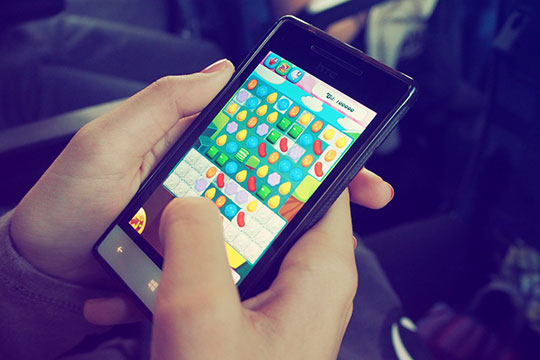 candy crush - Aplikasi-Game-Mengurangi-Depresi-iOS-Android