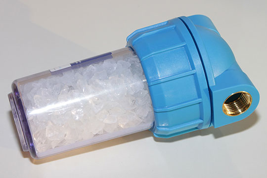 kimia-kristal-demineralisasi-filter-polifosfat-pelembut-transparansi-air