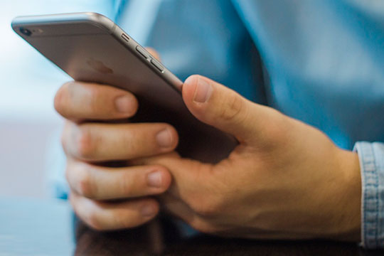 apple-iphone-mobile-smartphone-technology-app-écran-tactile