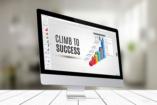 tecnologia-business-sito-web-monitor-imac-design-display