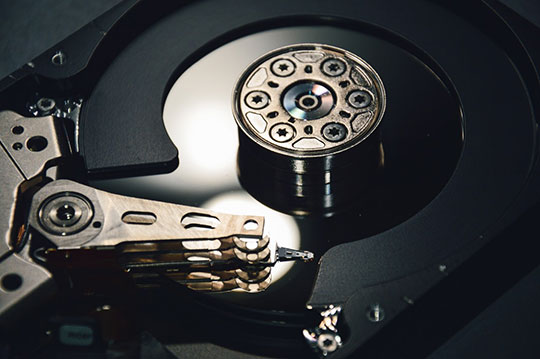 komputer-data-drive-hard-disk-hdd-recovery-storage-technology