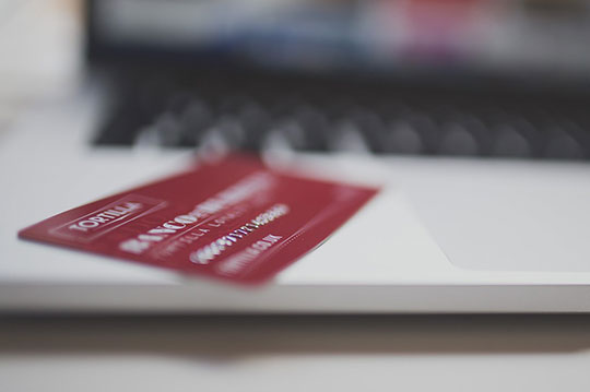 teknologi-transaksi-kartu-kredit-pembayaran