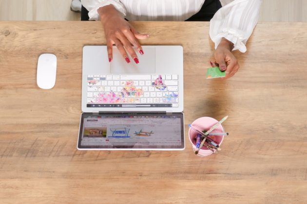 e-niaga-beli-jual-bisnis-belanja online