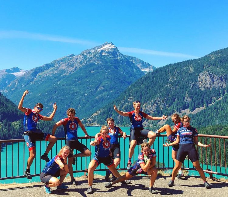 자전거 및 비영리 단체 구축