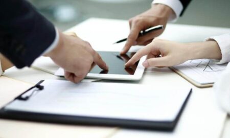 Khuram Dhanani sobre a adoção do local de trabalho digital moderno