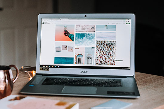 Bilgisayar-Dizüstü-Çalışma Alanı-Blogging-Ofis