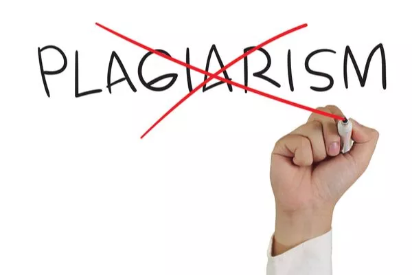 Plagiat z przekreślonym czerwonym x