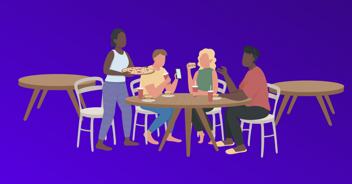 Gäste, die Margherita-Pizza essen