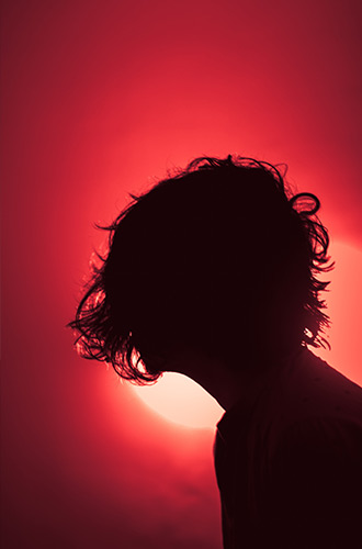 Fotografie portret cu siluetă a lui Meghna R Meghna R's Silhouette Portrait Photography