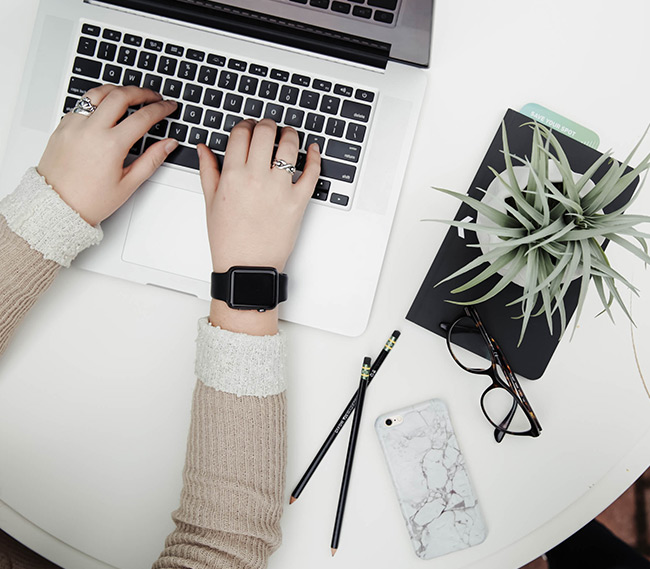 Stwórz osobistą stronę internetową, aby zaprezentować swoje portfolio Create Personal Website to Showcase Your Portfolio