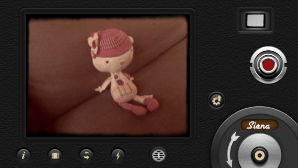 Todas as configurações podem ser ajustadas na mesma tela, que também mostrará o resultado final enquanto você grava seu vídeo.