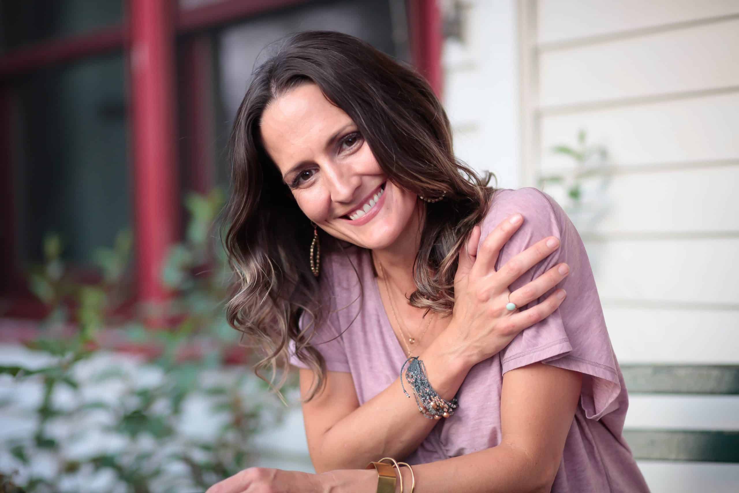 Rachel Lundberg, proprietaria e istruttrice di YogaOAK