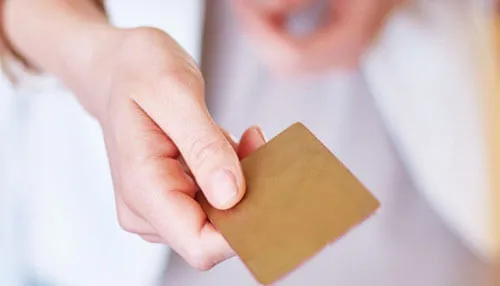 Compruebe su experiencia | Medios de comunicación Tycoonstory Check Their Experience Credit Reward Card