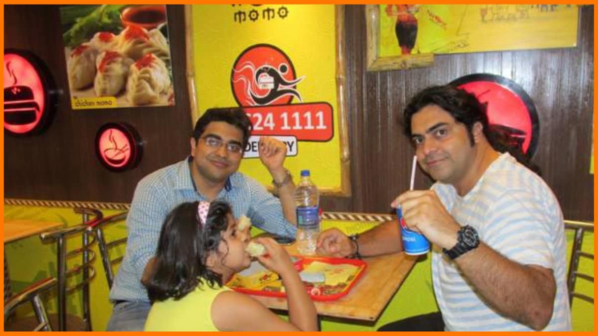 우와! Momo 설립자 - Sagar Jagdish Daryani 및 Binod Kumar Homagai