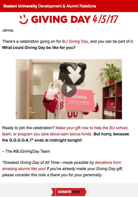 Bu nedenle birçok üniversite, mezunlarına ana finansman kaynakları olarak güveniyor.