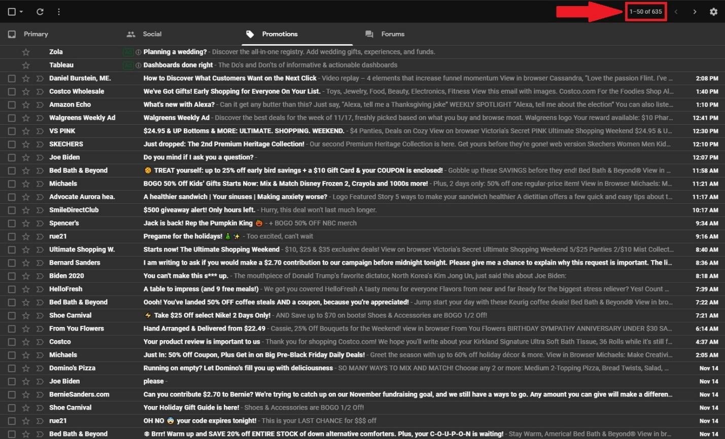 Uma linha de assunto e um texto de pré-cabeçalho são especialmente cruciais para e-mails promocionais. Dê uma olhada nesta captura de tela de uma guia média de promoções do Gmail: