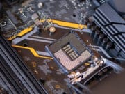 componenti di circuiti-computer-CPU-hardware-elettronico-scheda-madre-virtualizzazione-cloud-computing