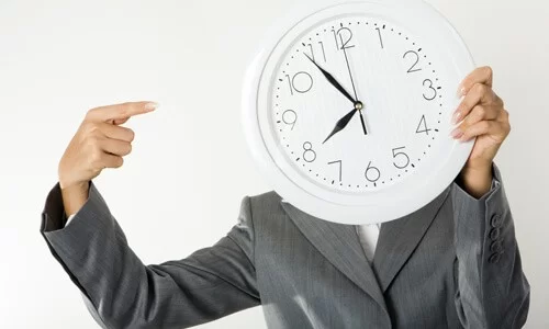 Sea consciente del tiempo cuando se relacione con los clientes