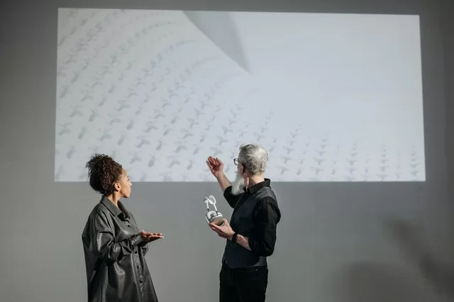 스타트업 액셀러레이터로 작업할 때의 위험은 무엇입니까?