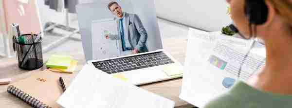 あなたのビジネスがビデオからどのように利益を得ることができるかについての14の方法