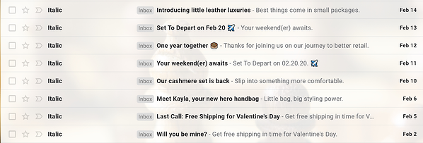 kursywa e-maile marki