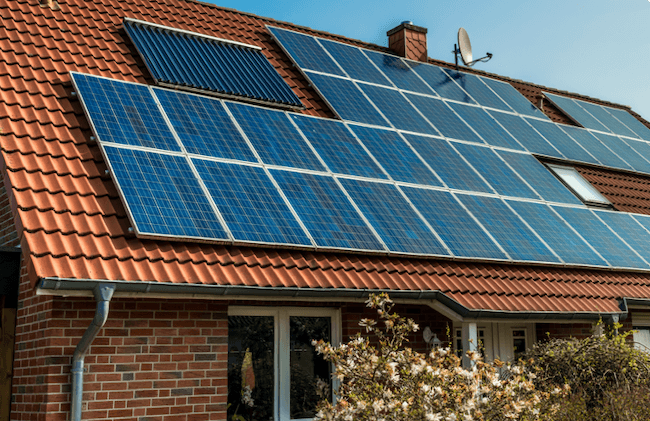 tetto a pannelli solari